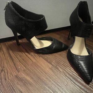 Jessica Simpson Black Snake print Stiletto Heels